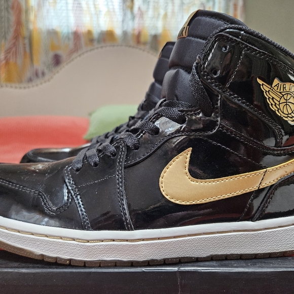 2013 Nike Air Jordan 1 Retro High OG - Picture 5 of 11